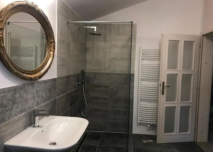 Apartament Romantica *